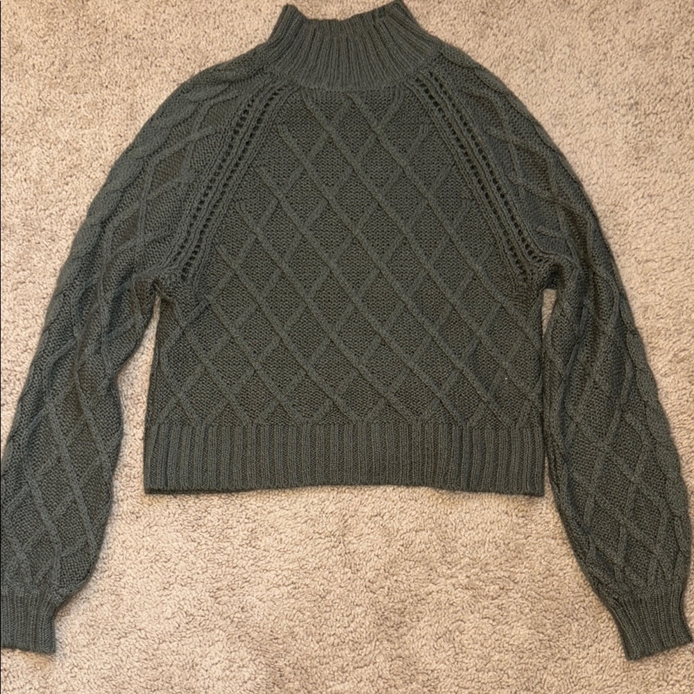 Green American Eagle Cable Knit Sweater Size XS